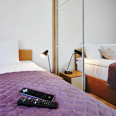 Navigator Port-nadmorskie Tarasy * Kołobrzeg