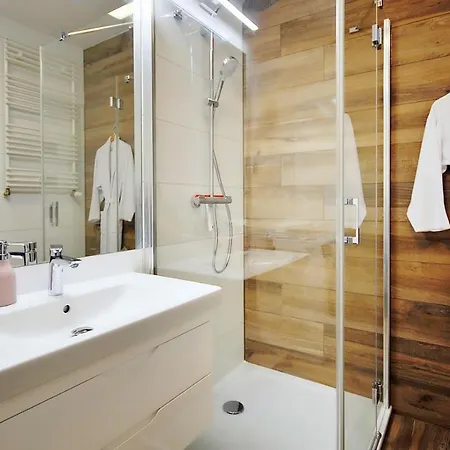 Navigator Port-nadmorskie Tarasy *