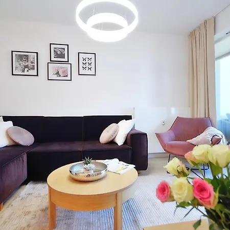 Navigator Port-nadmorskie Tarasy Kołobrzeg