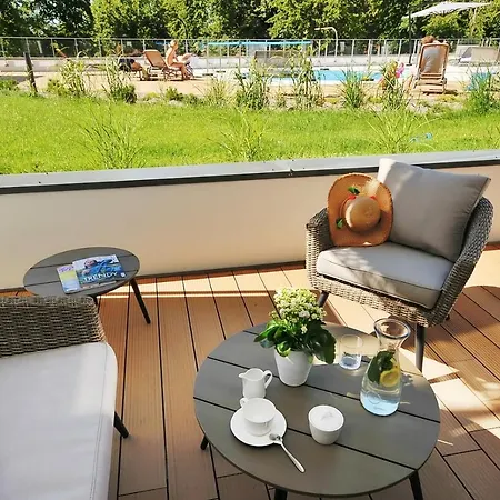 Navigator Port-nadmorskie Tarasy Apartamento *