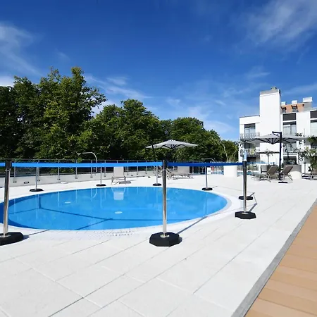 Navigator Port-nadmorskie Tarasy Apartamento Kołobrzeg