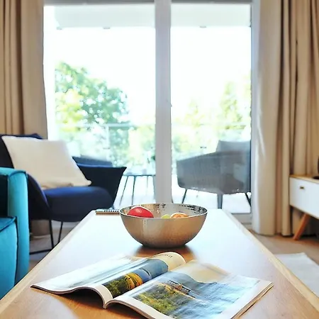 Navigator Port-nadmorskie Tarasy * Kołobrzeg