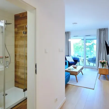 Navigator Port-nadmorskie Tarasy Apartamento *